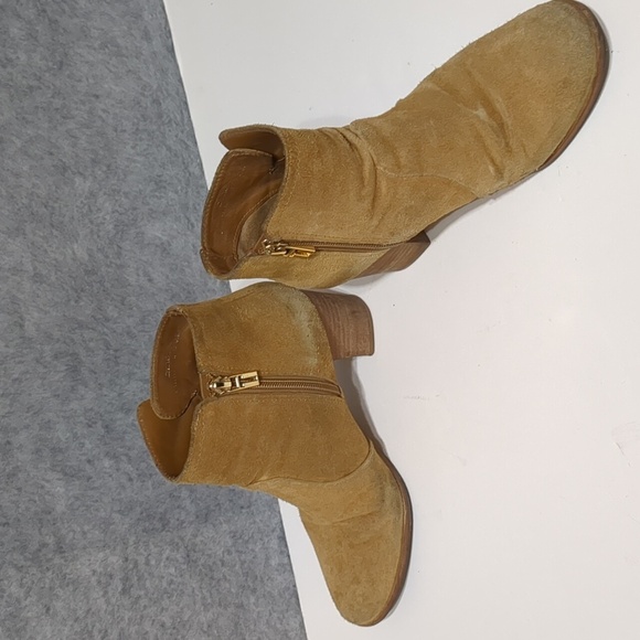 Tory Burch Suede Ankle Booties size 6.5 - Picture 4 of 12